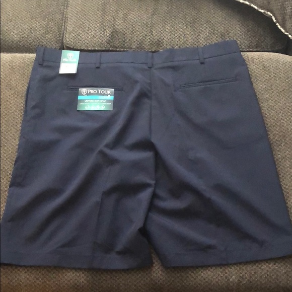 Pro tour shorts - Picture 2 of 4